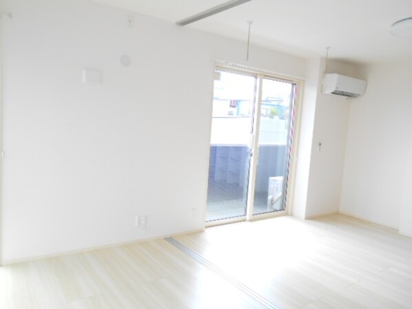 セントバーバラ国立の物件内観写真